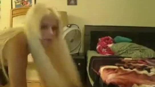 Pretty blonde teen tight ass fingering on webcam